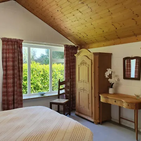 Newly Refurbished Self-catering Sleeping 6