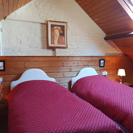 Newly Refurbished Self-catering Sleeping 6 *