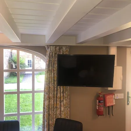 Сasa de vacaciones Wells House & Gardens Self Catering 3 Bedrooms & Sofa Bed Sleep8 *