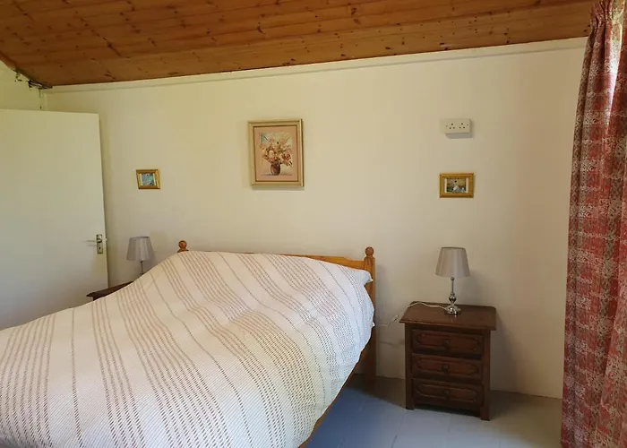 Newly Refurbished Self-catering Sleeping 6 Ferienhaus *